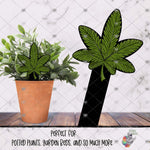 Load image into Gallery viewer, Realistic Pot Leat Garden Stake Design